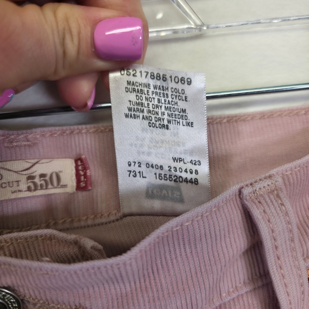 Levi's 550 Relaxed Boot Cut Corduroy Women's Pants Mauve Size 14M - Picture 11 of 14